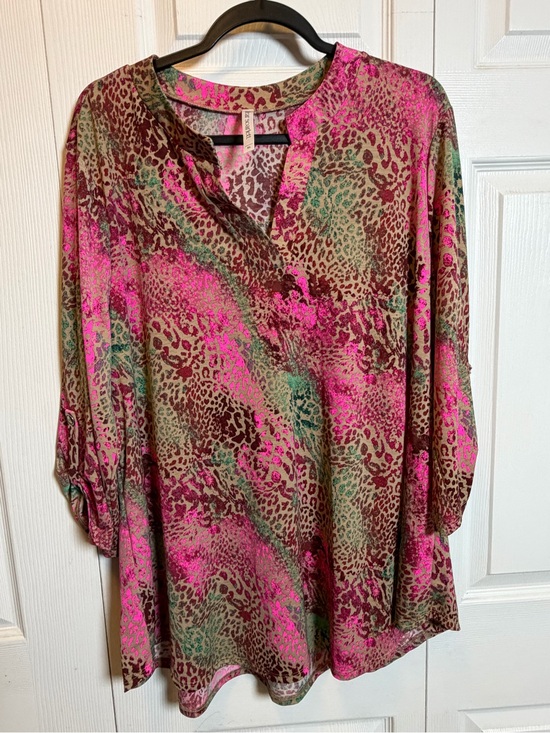 Dear Scarlett Tops - Dear Scarlett Lizzy Leopard Print Tunic Top XL Pink 95% Poly 5% Spandex